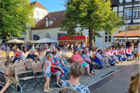 Historisch in Bad Essen unterwegs: 50. Historischer Markt begeistert Besucher